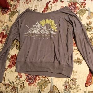 Delta Zeta long sleeved cropped tee